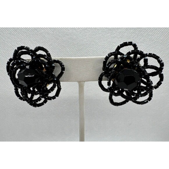 Vintage Black Beaded Flower Floral Clip-On Earrings 1960s Retro Seed Bead - Picture 3 of 8